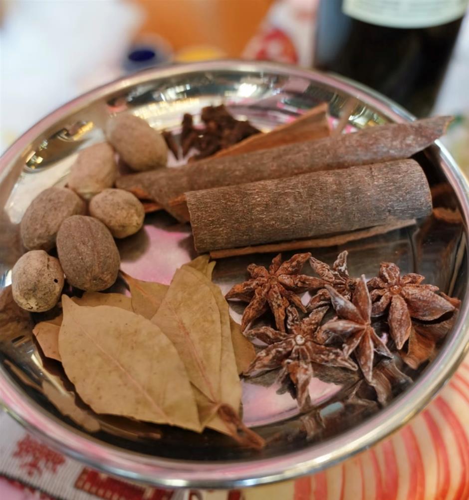 Cozy Up with These Delicious Winter Warmers – Save This!