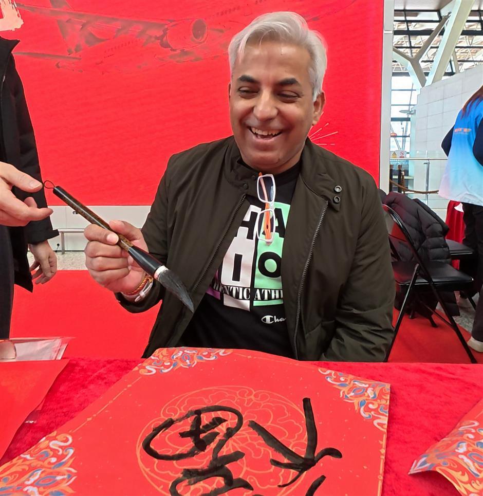 Red Underwear, Reunions and 'Horse' Babies: Global Guests Fly in for Shanghai's Spring Festival