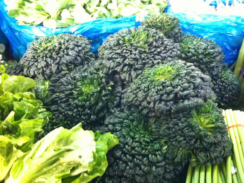 Flowers of Shanghai, Bliss on the Table – a Taipei Man's New Year in the City by the Sea