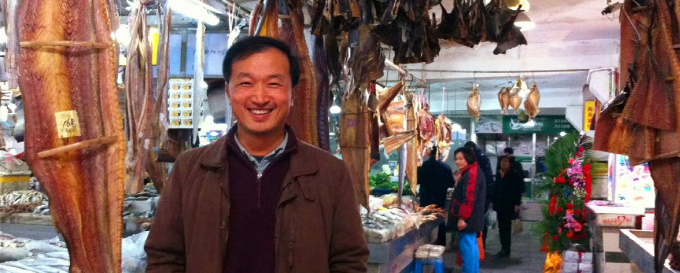 Flowers of Shanghai, Bliss on the Table – a Taipei Man's New Year in the City by the Sea