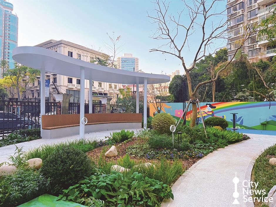 Neighborhood Reunion Carnival for Spring Festival