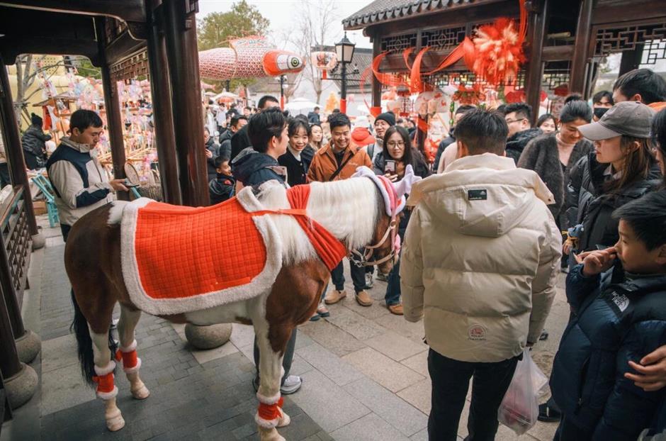 爆火預警!上海5大年味街區,馬年打卡封神!