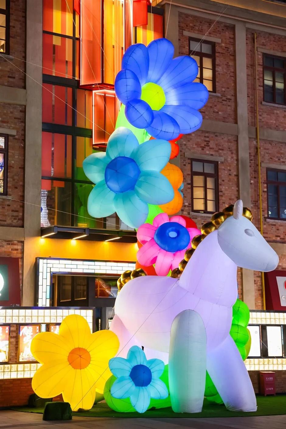 爆火預警!上海5大年味街區,馬年打卡封神!