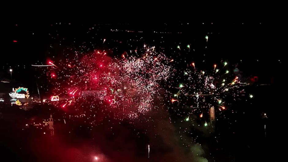 提示!上海欢乐谷新春烟花盛典燃放通知