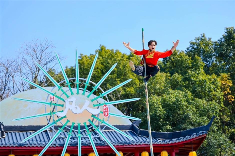 划重点!上海欢乐谷春节限定演艺观赏攻略→
