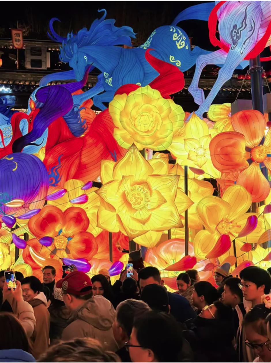 春节长假,本市共接待游客2167.21万人次