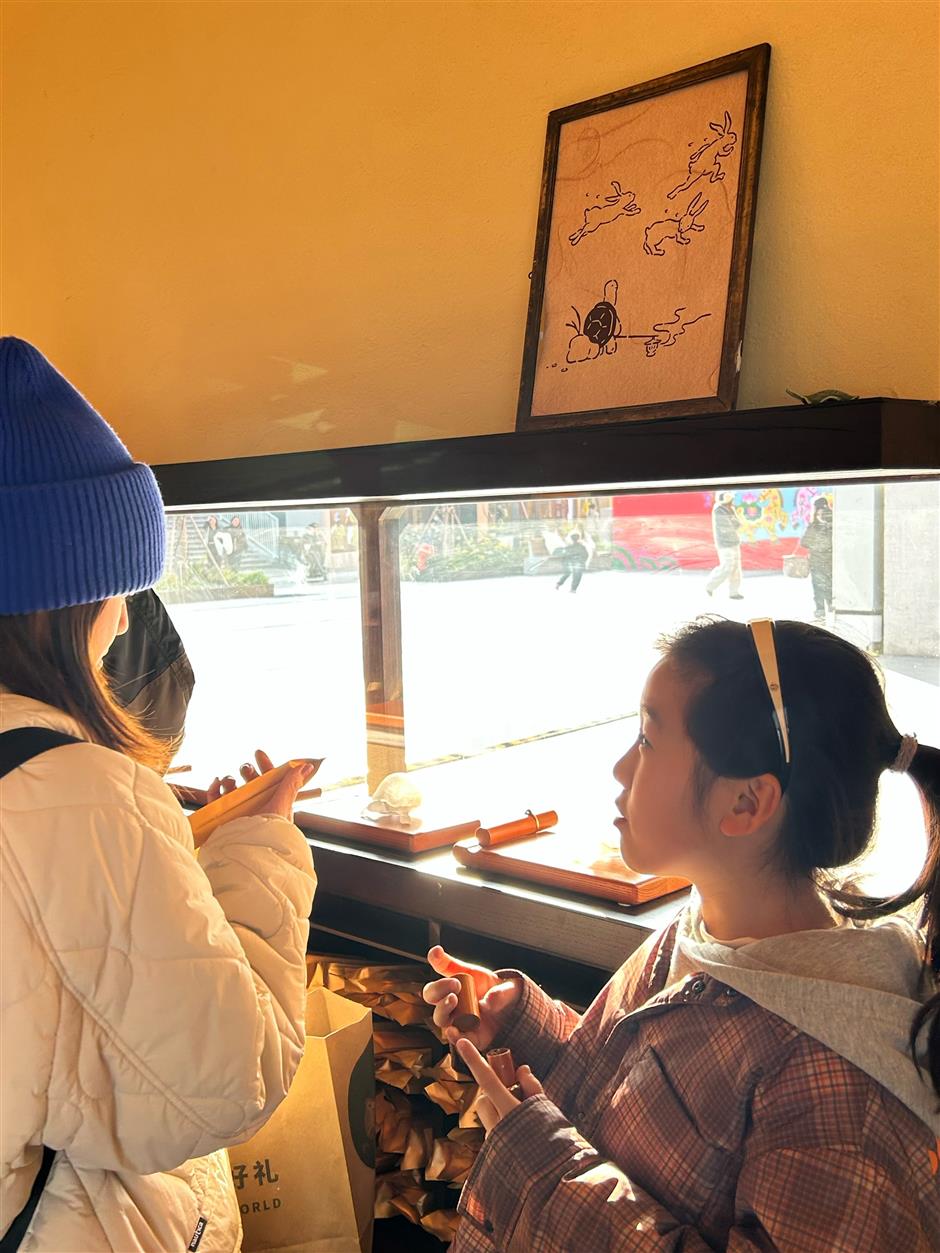 [First in Shanghai] Incense, Golf, Dogs and Everything in Between