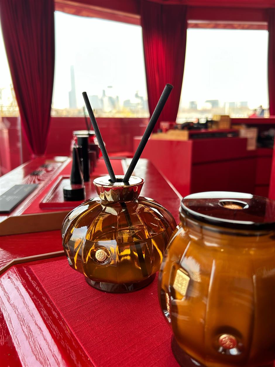 [First in Shanghai] Incense, Golf, Dogs and Everything in Between