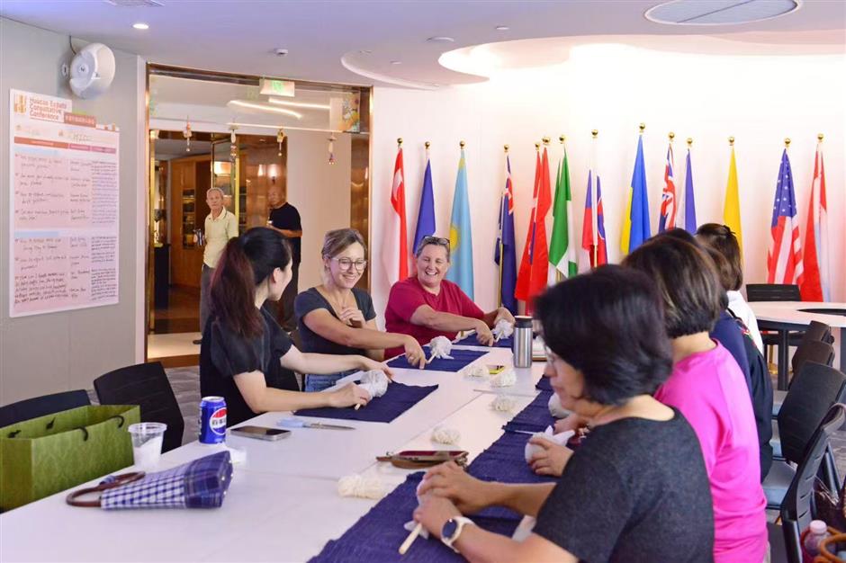 This Spring, Art Opens Doors For Foreign Residents