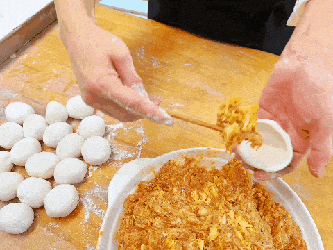 甜咸都有!这份汤团品鉴攻略,带你吃遍老字号!