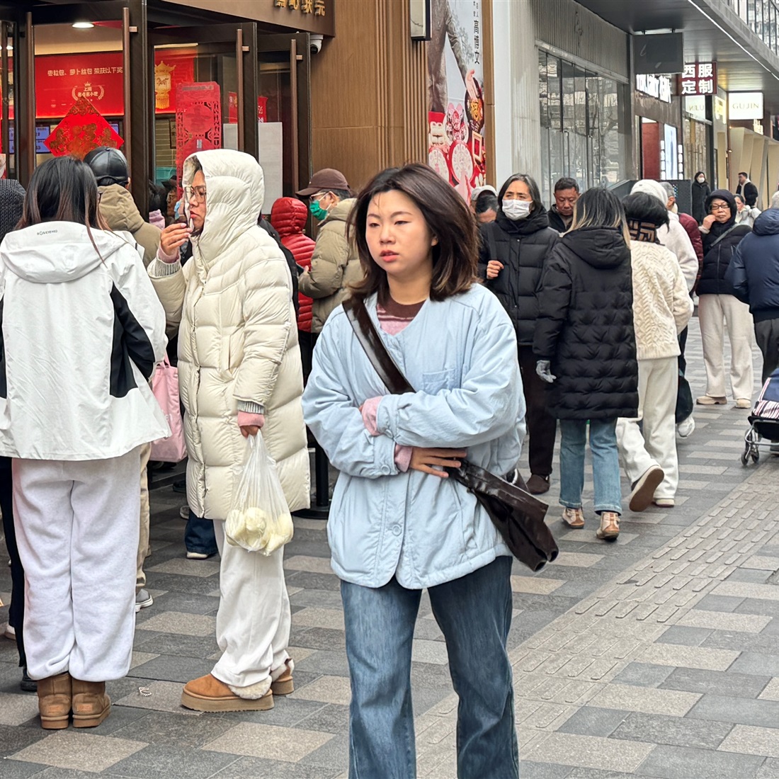 Shanghai Set to Soak Up 15C Sunshine But Keep the Umbrellas Close
