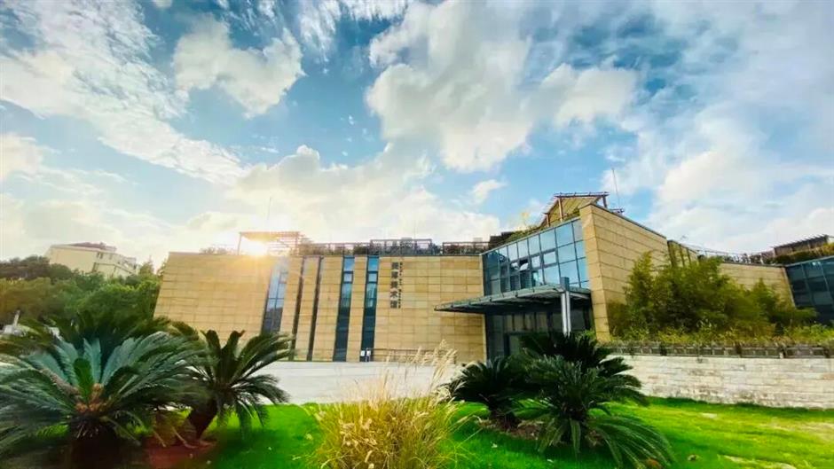 湖邊、樹上、稻田裡......上海最特別的美術館