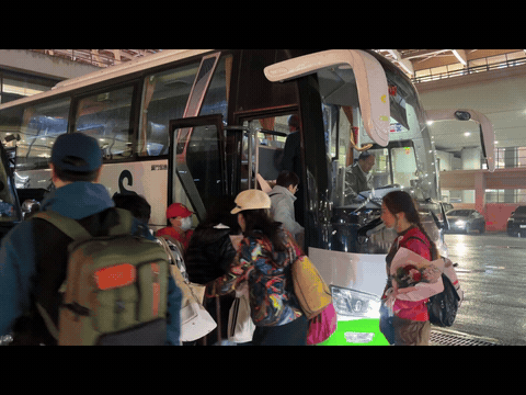 First Resumed Dubai-Shanghai Flight Lands, Bringing Home Stranded Travelers