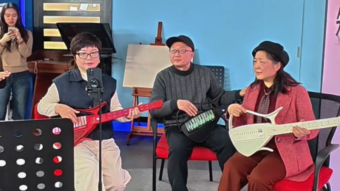 No Post-Retirement Blues for These Senior University Students