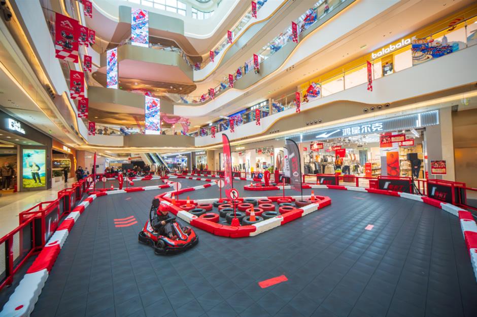 十大传奇超跑空降宝山滨江·2026格子旗嘉年华,速度与激情燃爆全城!