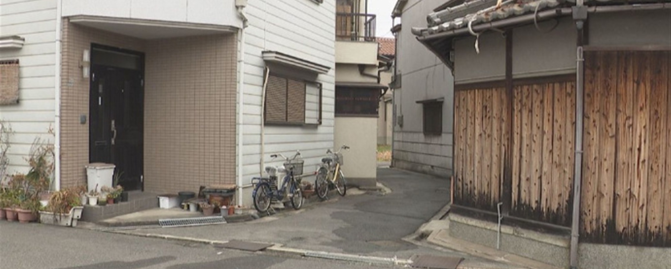 2 Japanese Teens Arrested in Osaka Robbery of Chinese Man