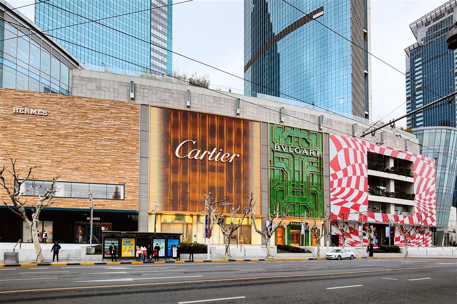 [Hai Streets] A Walk Through Shanghai's Most Glamorous Fashion Avenue