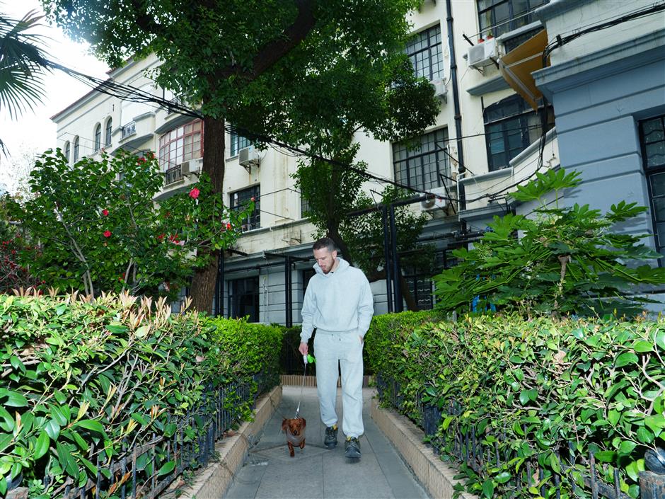 Life at the Crossroads of Movement and Calm