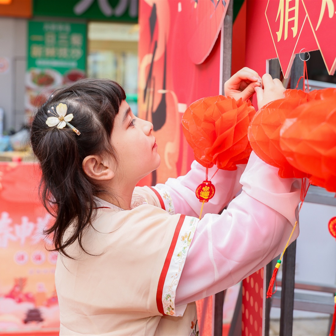 Lantern Festival Delights with Bazaars and Ancient Town Adventures