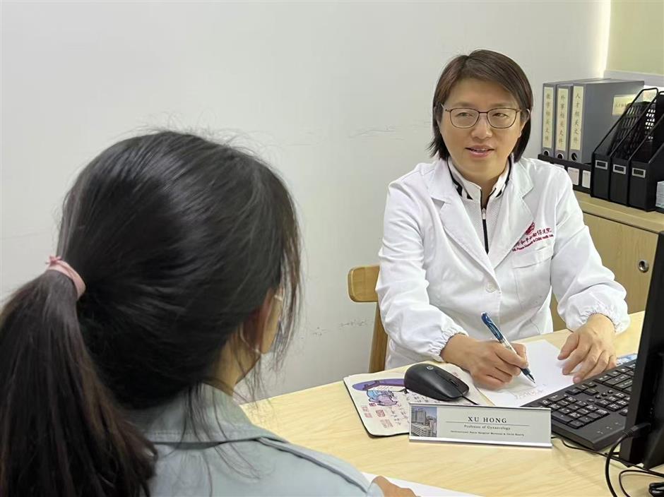 [China Tech] Rare endometriosis on fingers treated with Western and TCM therapy