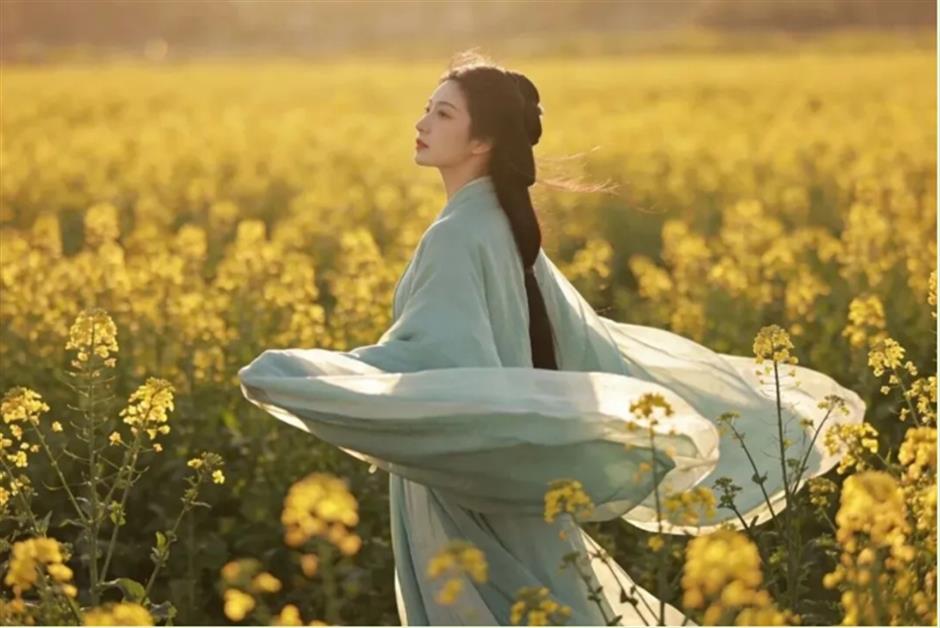 两天一夜古镇游,赴一场