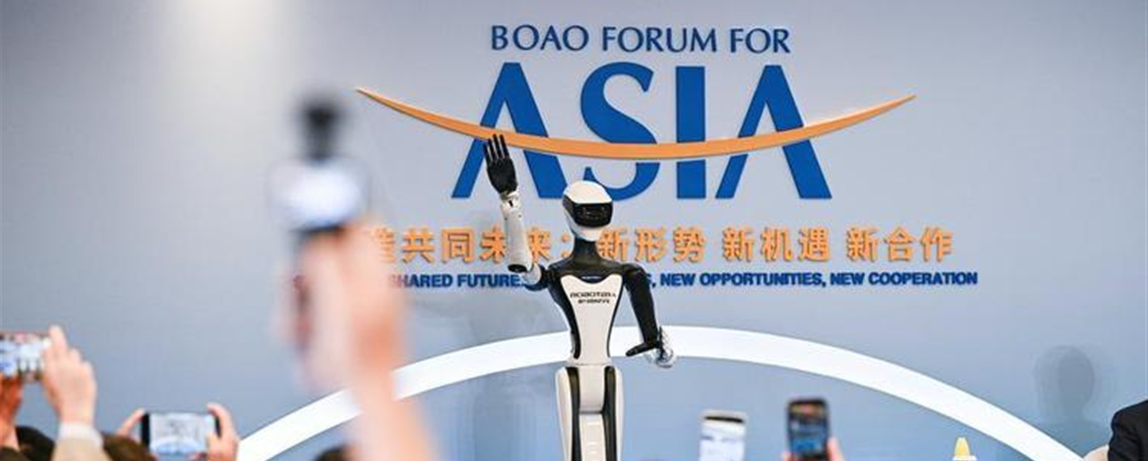 Consistent, clear policies ensure stable business performance, says former WTO chief economist