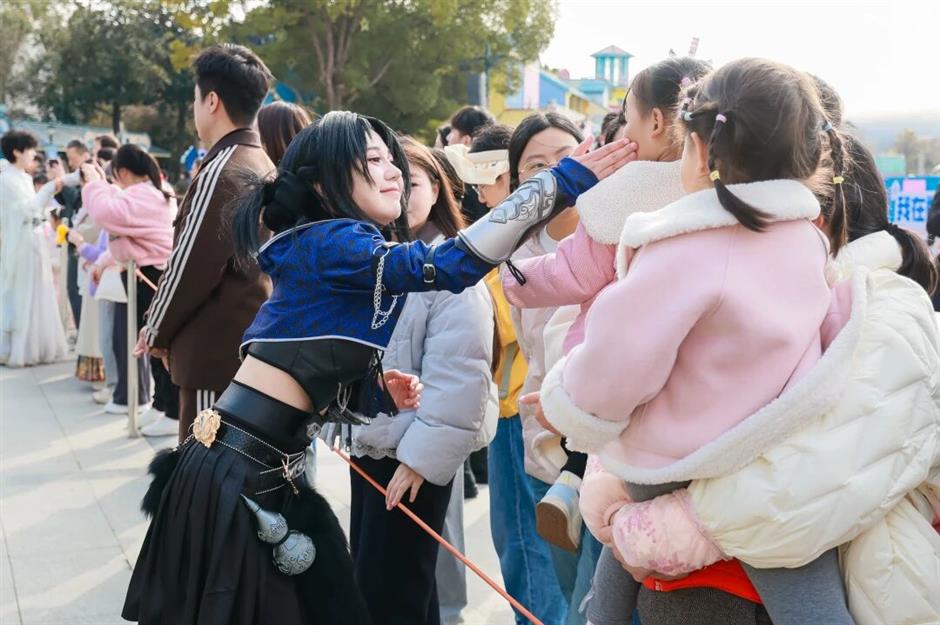 上海欢乐谷一站式溜娃攻略,超全!速码!