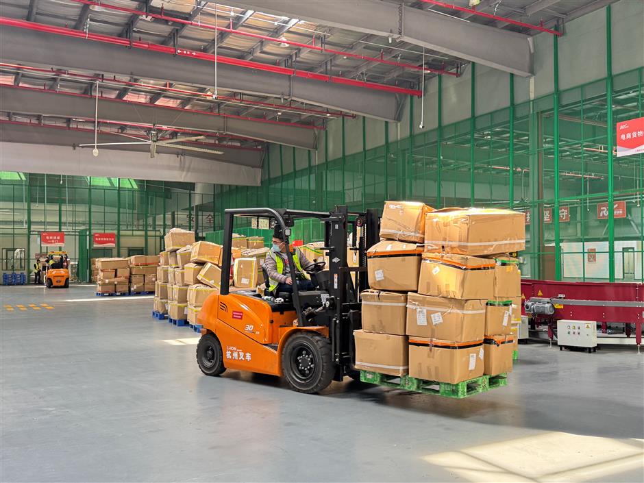 Songjiang Cargo Hub Boosts Efficiency For Cross-border Sellers