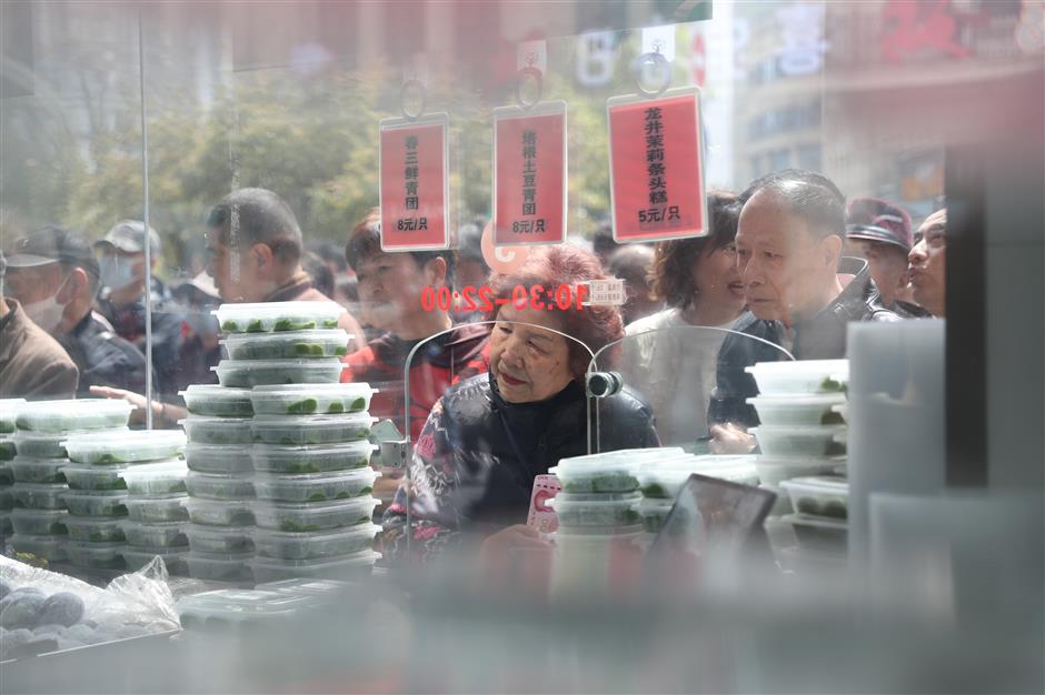 [ChinaMaxxing] 24 Excuses to Eat According to the Chinese Solar Calendar