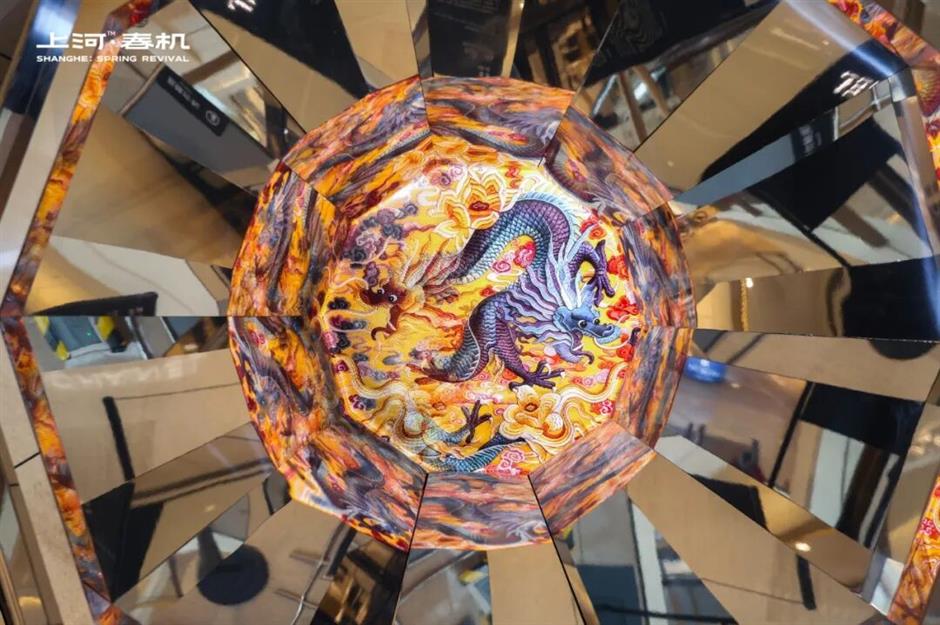 免费打卡乐高巨作!这条2300米长的街区美出圈