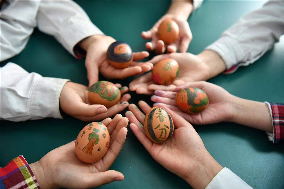 [ChinaMaxxing] 24 Excuses to Eat According to the Chinese Solar Calendar