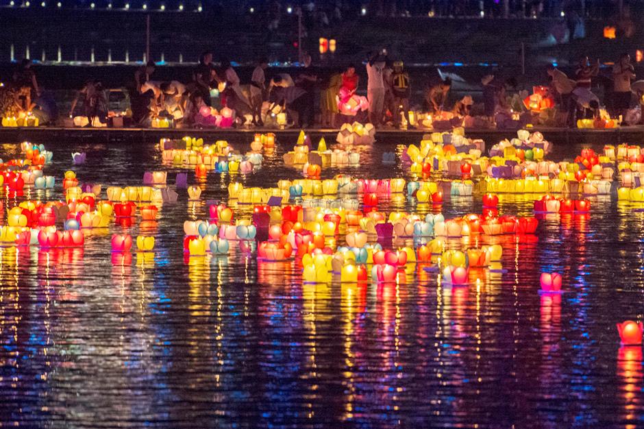 [ChinaMaxxing] 24 Excuses to Eat According to the Chinese Solar Calendar