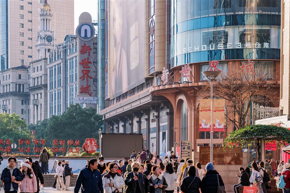 Foreign Spending, Young Shoppers Drive Record Growth on Nanjing Road E.