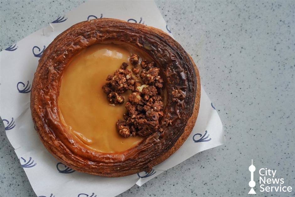 [Hai Lights] 15 of Shanghai's Most Popular Pastries To Eat Now
