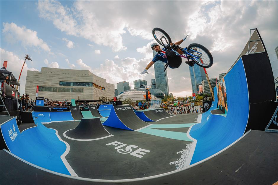 West Bund Ramps Up 800 Events In Bid For Global Spotlight