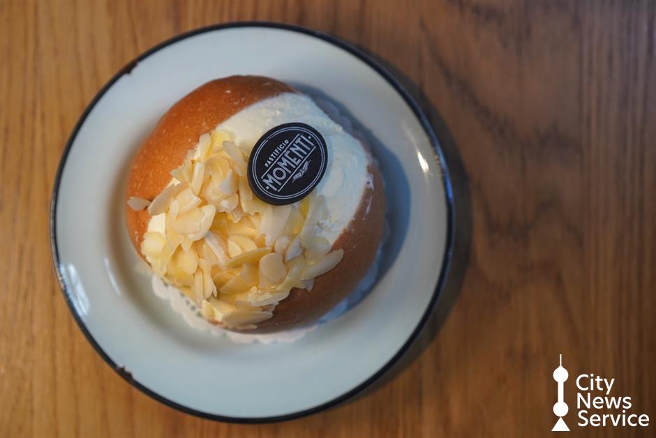[Hai Lights] 15 of Shanghai's Most Popular Pastries To Eat Now