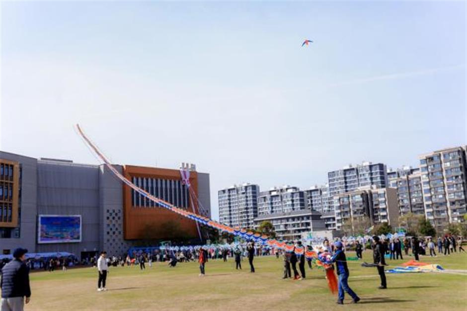 春风起,纸鸢飞!一键解锁春日