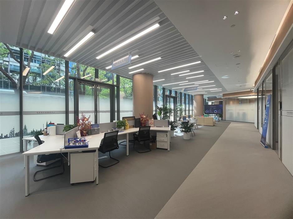 Hongqiao Hub Paves the Way for Chinese Firms Expanding Overseas