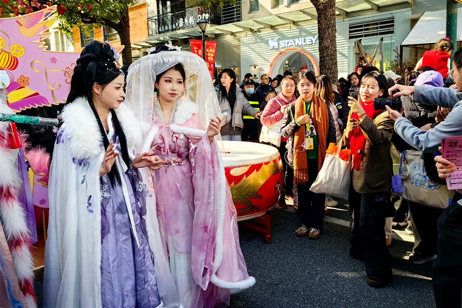 [Hai Streets] Wujiaochang, a Hub For University Life in Shanghai