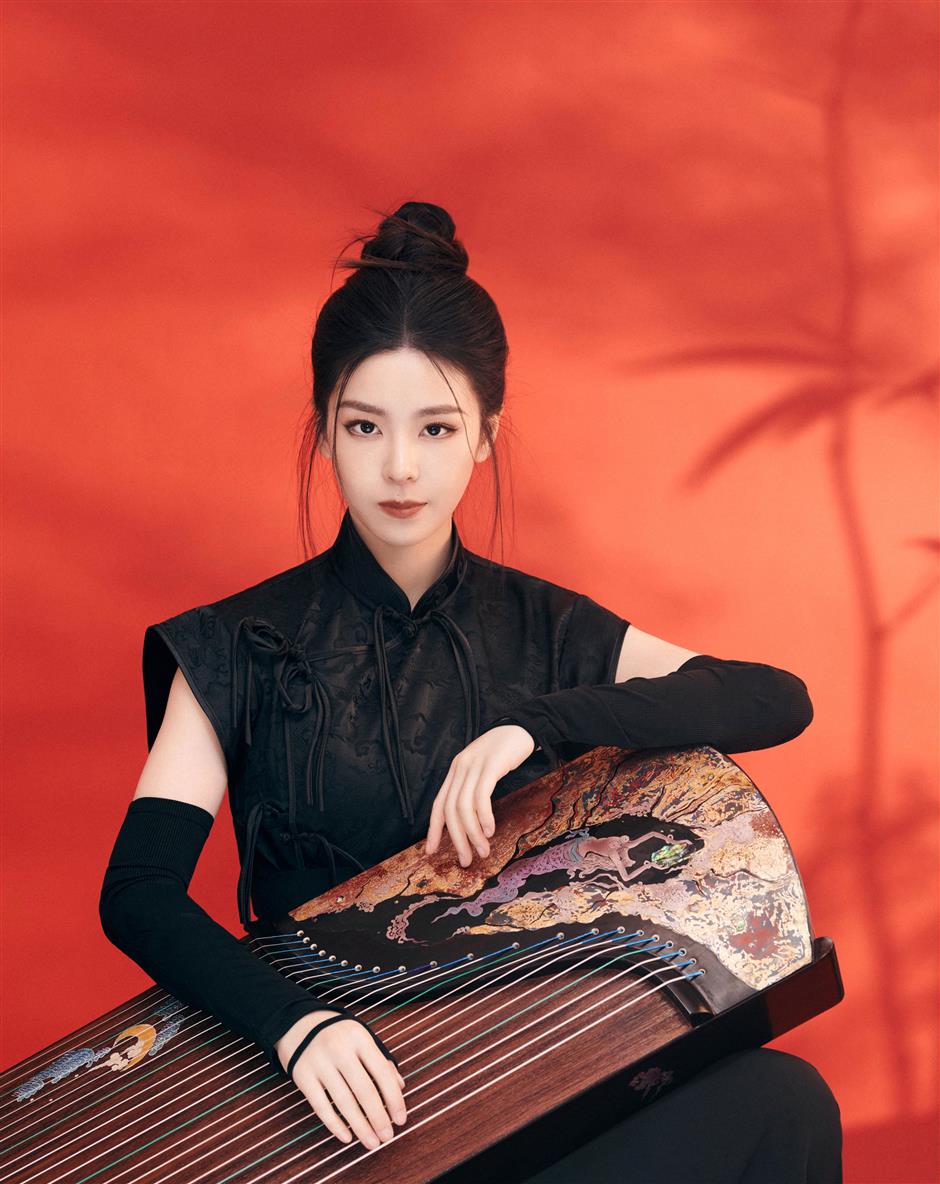 Deutsche Grammophon Signs First Chinese Traditional Instrumentalist