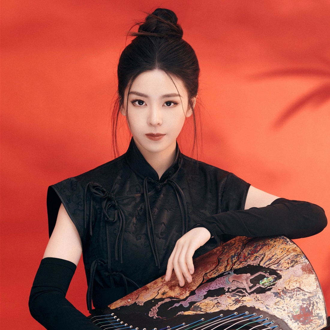 Deutsche Grammophon Signs First Chinese Traditional Instrumentalist