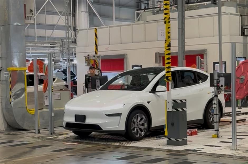 Tesla Eyes Shanghai as Humanoid Robot Hub