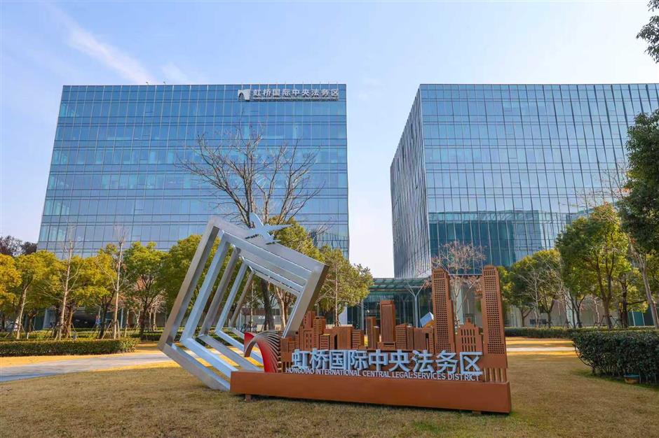 Shanghai Confident of Achieving 5% Growth Target for Year: Vice Mayor