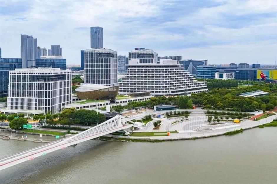 [Hai Lights] They're Almost Here! Harry Potter Studio Tour, Opera House, Sci-Fi Park and More