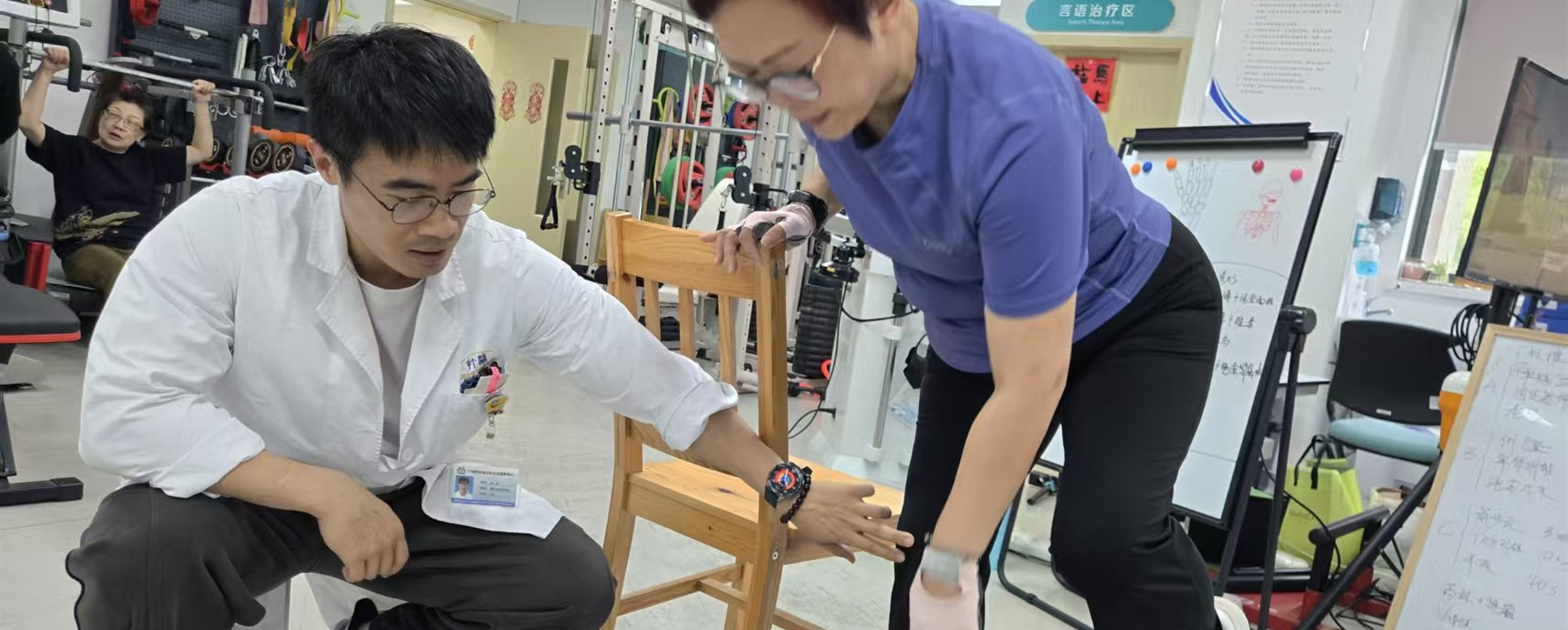 Shanghai Tackles Obesity With Community-Based Initiatives