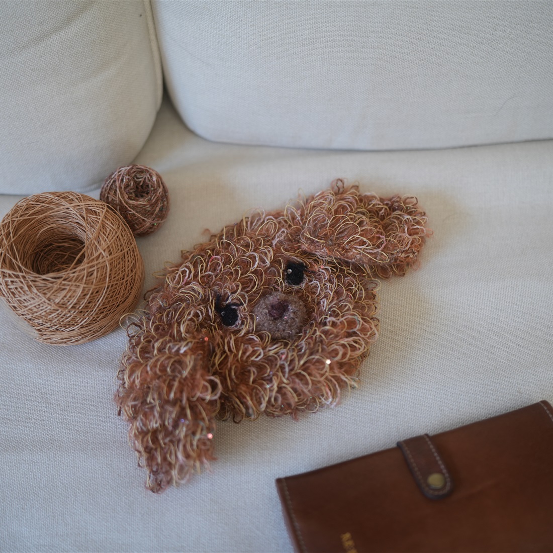 Jiajia's Miniature Knits Turn Time and Memory into a Quiet Exhibition