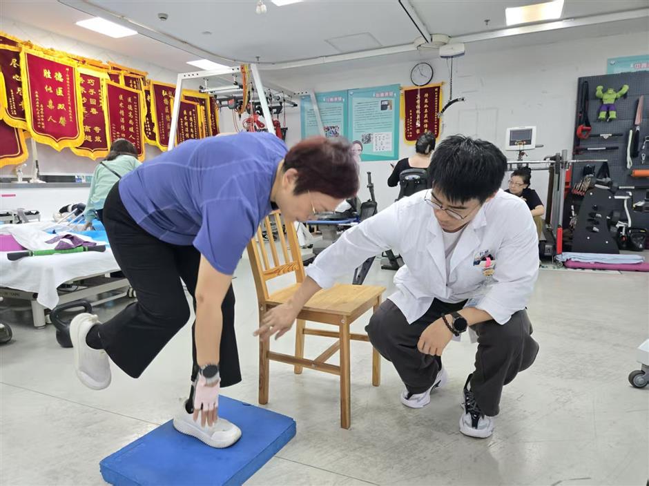 Shanghai Tackles Obesity With Community-Based Initiatives