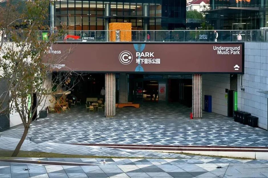 Lifestyle and Resale: Vintage Market Party is all you NEED!