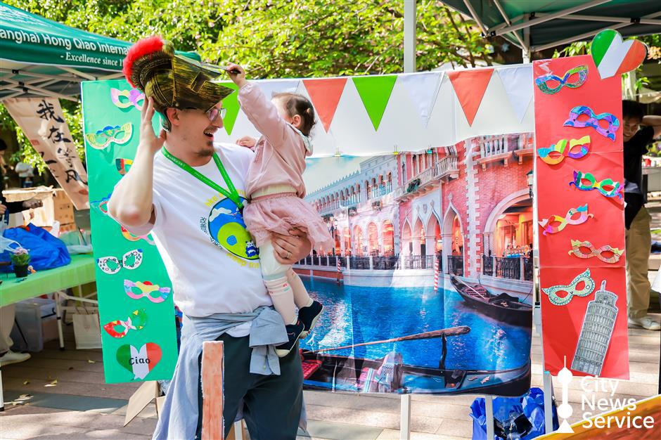 Expats Join in Hongqiao Community Lifestyle Season