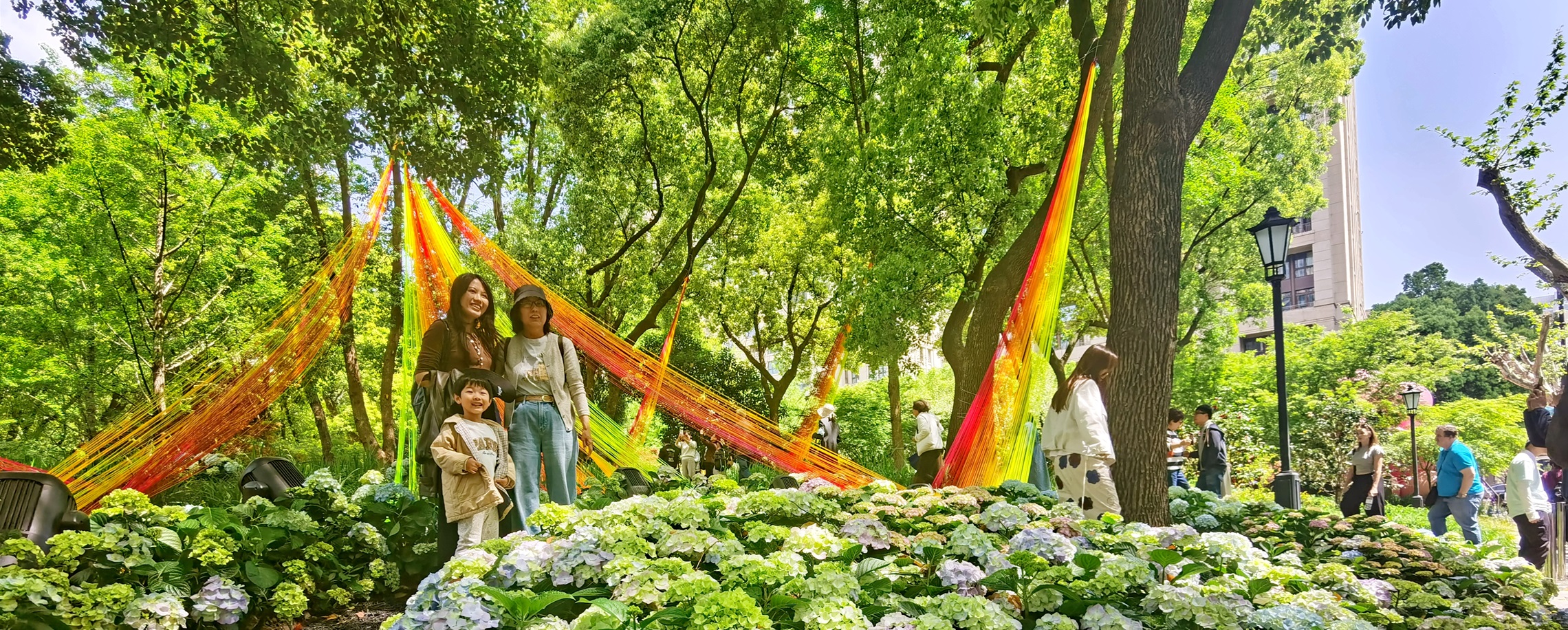 Shanghai in Bloom as Citywide Flower Show Opens